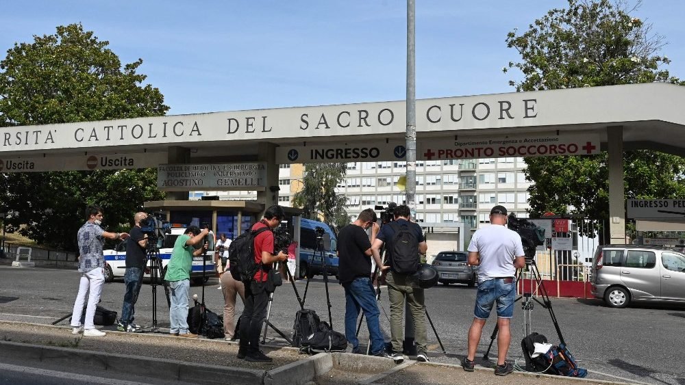 Nuevo parte médico: el Papa está en buenas condiciones