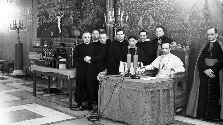 Radio mensaje del Papa Pío XII en 1939
