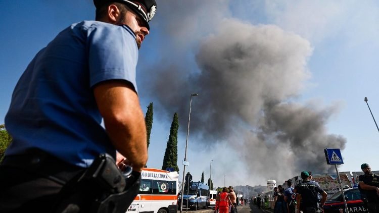 La explosión de una gasolinera en el barrio Prenestino de Roma