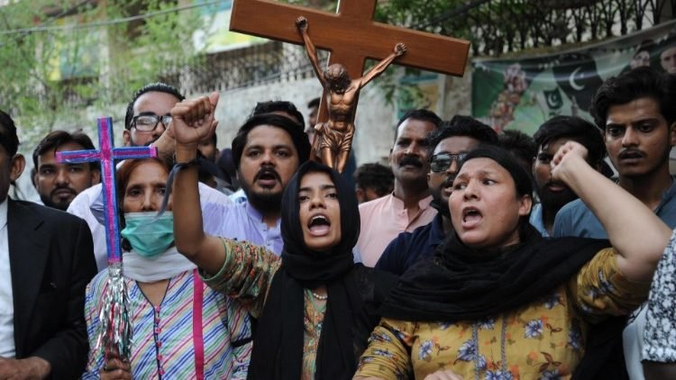 Los cristianos protestan en Hyderabad contra la violencia