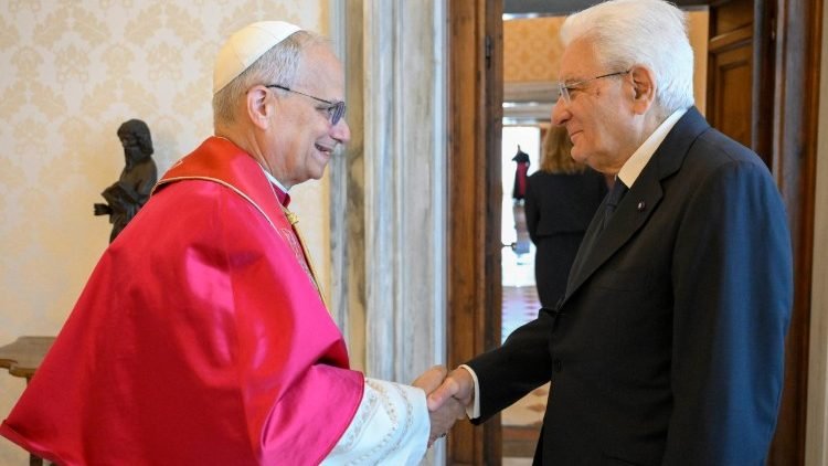 Sergio Mattarella, Presidente de la República italiana con el Papa León XIV