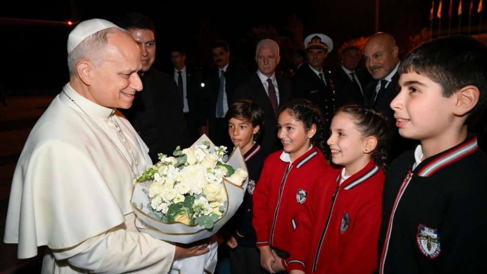 El Papa es recibido en Estambul, Turquía