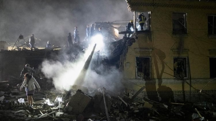 La destrucción de la guerra en Ucrania (ANSA)