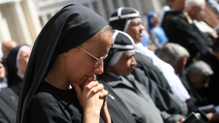 Religiosos durante el Jubileo de la Vida Consagrada (@Vatican Media)